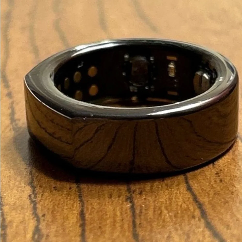 Oura Gen3 Heritage Black with Charger Size 9